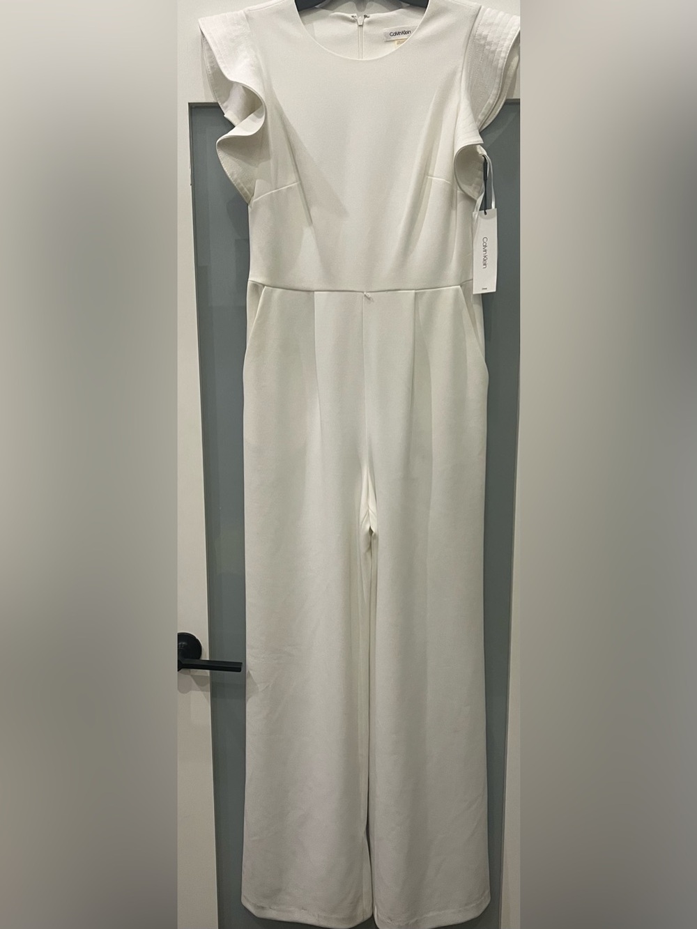 BRAND NEW Calvin Klein Cream Ruffle-Sleeve Wide-Leg Jumpsuit Size 8